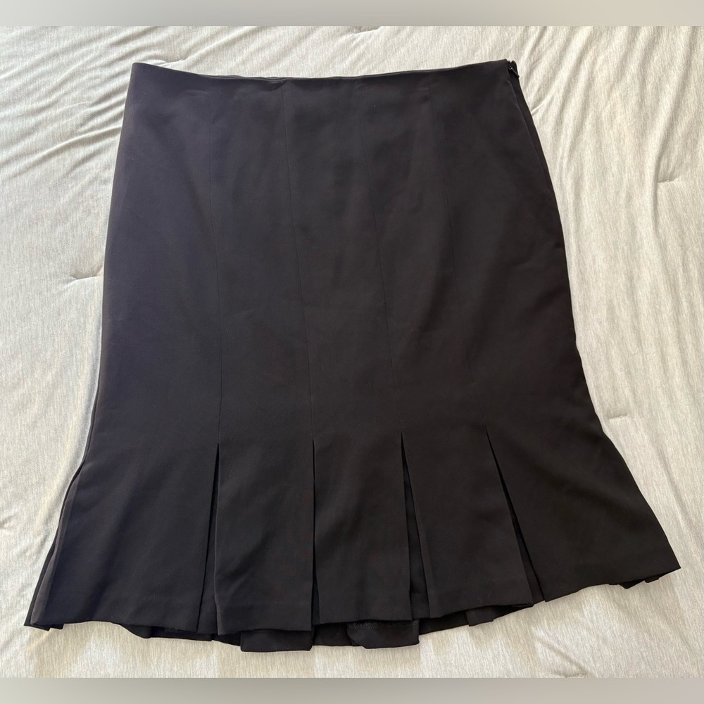 AB Studio Classic Black Pencil Skirt